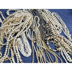 Vtg Unsearched Pearl Jewelry Lot Wear Crafts Resale MIxed Lot 2.5 Lbs.